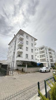 Kiralık | Körfez'de Tramvaya Yakın Ara Kat 1+1