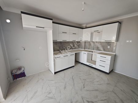 Lider Emlak'tan Başpınar Mah.3+1 Kilerli Satılık Daire