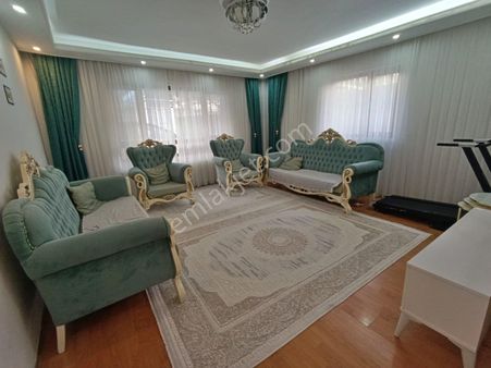 Fırsat Ayağınıza Geldi! Cadde Üzeri Masrafsız/temiz/bakımlı 2+1