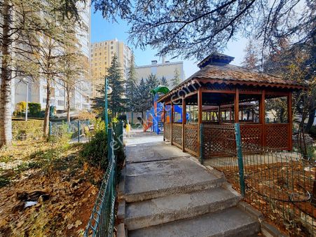 'eryaman Efor''dan Metro Yakını Eşyalı 52m2 1+1kiralık Daire