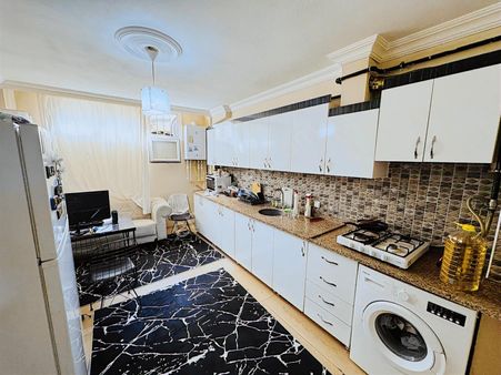 Lalapaşa Mahallesinde 10 Yaşında 2+1 Kupon Daire Fırsatı