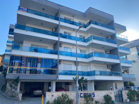 Kuşadası’da Rezidans İçinde Full Eşyalı Satılık Daire