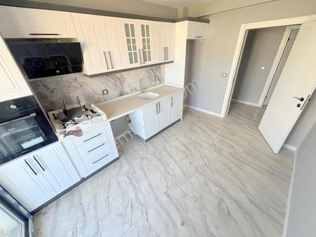 🎈🏡gazicelal'de Ayrı Mutfaklı Ebeveyn Banyolu Geniş Sıfır 2+1 Daire