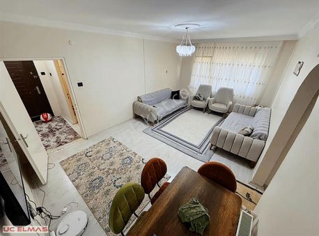 Üç Elmastan 2+1 Doğalgazlı Müthiş Konum Kiralık Daire