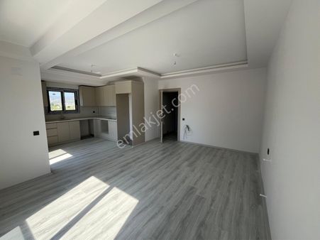 Erdemli Merkezde 2+1 Kupon Fiyatlı Lüks Daire