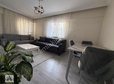 Piyade Mah Ara Kat Ön Cephe Full Yapılı Cadde Üzeri 3+1 Satılık