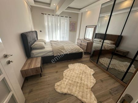 Üniversiteye Yakın Balkonlu Lüx Apartlar