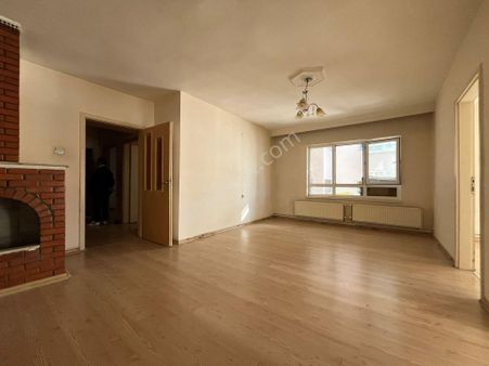 Tuzluçayır'da Metro Projesi Yakınında 3+1 Satılık Daire !!