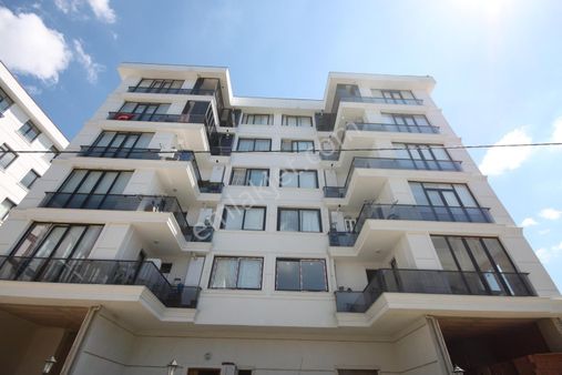 Tuzla İstasyon Mahallesinde Marmaray'a Yakın 2+1 Kiralık Daire