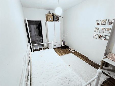 Medya Emlak'dan Masrafsız Kiracılı Ara Kat Satılık Fırsat Daire