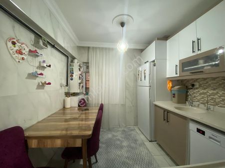 Koza Emlak'tan Plevne Mahalesinde Cadde Üzerinde Full + Full Yapılı Bağımsız 3+1 Satılık Dairee