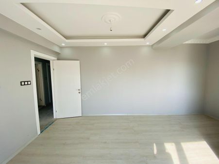 Güven'den Kapaklı'da Sınırsız Kredili Ara Kat Ön Cephe 2+1 Daire