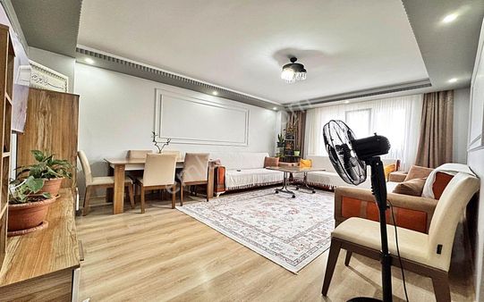 Arden Yapı'dan Hastane Bölgesinde Ön Cep. Kombili Cam Balkonlu 2+1 !!