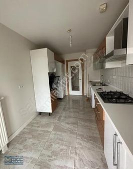 Fırsattt-vadişehir 2.etap Ara Kat Boşşş 3+1(154m2) Satılık Daire