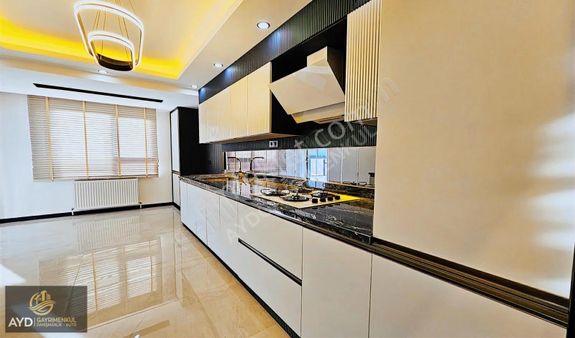 Ayd'den 3+1 (140m2) Bölgenin En Güzeli Kiler Ve Vestiyer Odalı