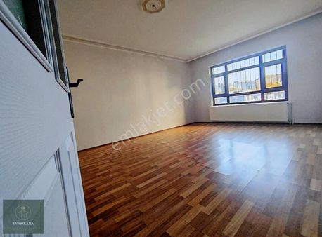 Ev Ankara Gayrimenkul Den İstasyon Mah 2+1 Daire