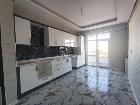 Meram Tıp'a Yakın Hocacihan Hanaybaşı’nda 3,5+1 Geniş Sıfır Satılık Daireler