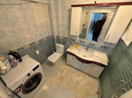 Aşağıeğlence'de Gata Ve Şehir Hastanesi Yakını Geniş Daire !!!!