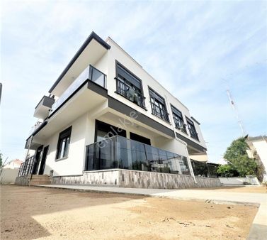 🌸aygül'den🌸burhaniye Öğretmenler'de Sıfır Geniş Balkonlu Teraslı Denize Yakın 5+1 Satılık Villalar