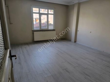 Bağcılar Kemalpaşada 2+1 Kiralık Daire