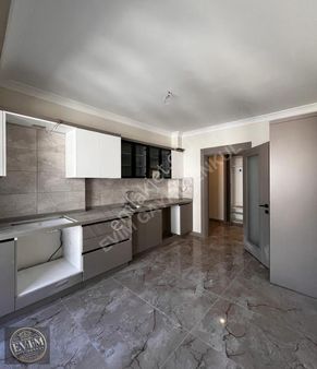 *evim Gayrimenkul'den 3+1 Adliye Yanında Satılık 140m² Daire*