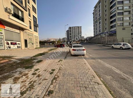 Tecde'de Kiralık Dükkân