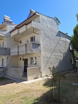 Güre Ssk'da Site İçinde Satılık Yazlık Villa