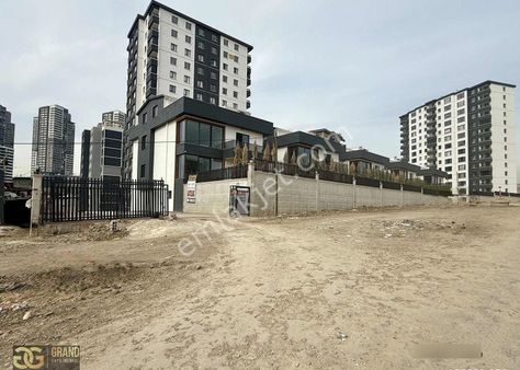 Nova West'te Ara Katta Oturuma Hazır 3+1 145m² Satılık Lüx Daire