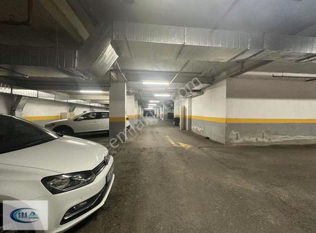 Çekmeköy Taşdelende 1+1 Site İçinde Satılık Daire