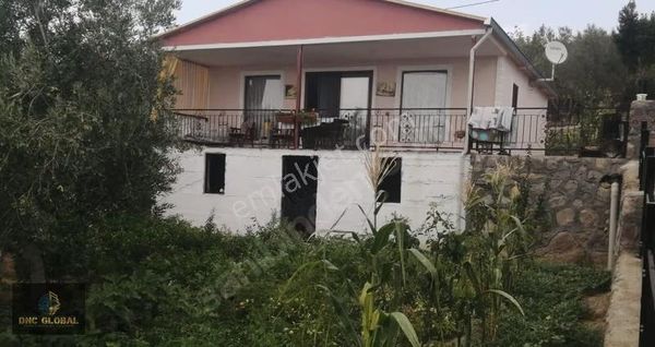 Manisa Kocakoru Mh. Satılık 385m2 Müstakil Ev