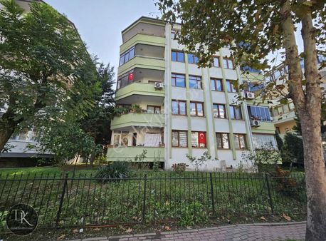 Deniz G.m.den İznik Yolunda Satılık 3+1 Ferah Satılık Daire