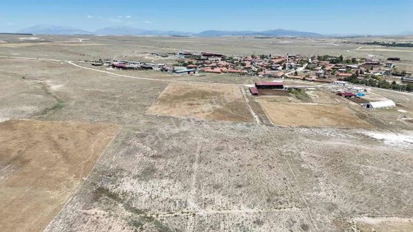 Afyonkarahisar Basmakçı İmarlı 480 M2 Arsa