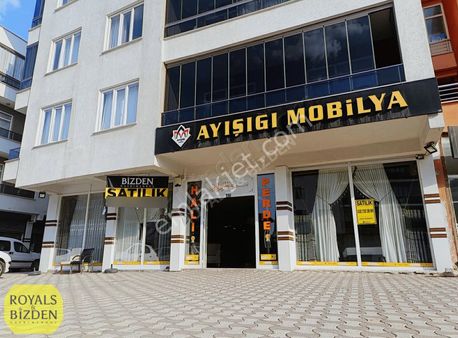 Sarıyakup Mah. Mengene Cad. Yakını '350 M2 Cadde Cepheli Dükkan'