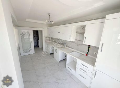 Ana Cadde Üzeri K.otoparklı İskanlı Hasrsız Uygun 2+1 Daire..!