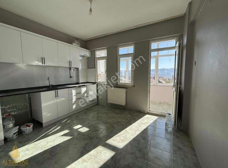 Emine Altuntaş'tan Çamlıtepe Mh.deniz Manzaralı Kiralık Daire