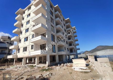 Güzelyurt Mahallesi Satılık 1+1 Sıfır Daire