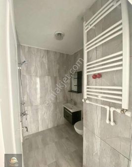 Sağlık Mahallesi Satılık Sıfır 3+1 Daire