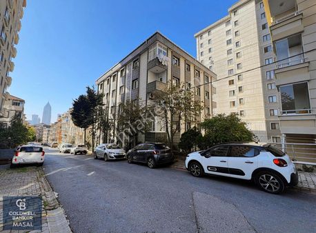 Ümraniye Armağanevler'de 120 M² Satılık 3+1 Daire