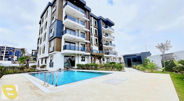 Berapark'tan Havuzlu Yerden Isıtmalı Lüx Yapım Sıfır 2+1daireler