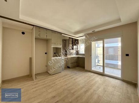 Varsak Karşıyaka'da Merkezi Konumda 1+1 Sıfır Daire