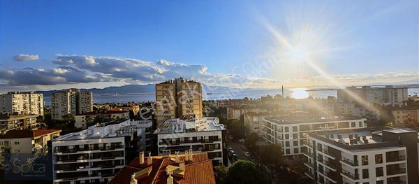 İzmir Karşıyaka Emlak Konut Bloklarında Kiralık 3+1 Daire