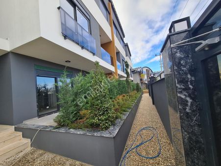 Güzeloba Turizim Yolunda 1+1 Eşyalı Kralık Daire