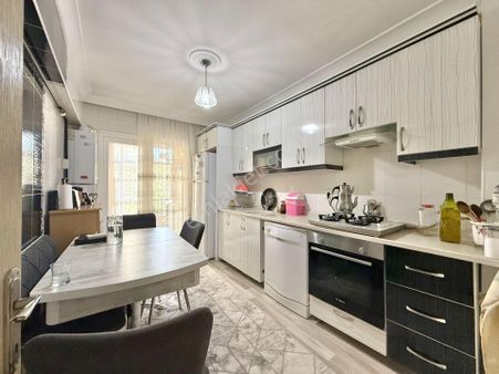 Kaleck Emlak'tan Merkez Mah. Asansörlü 1.kat 3+1daire