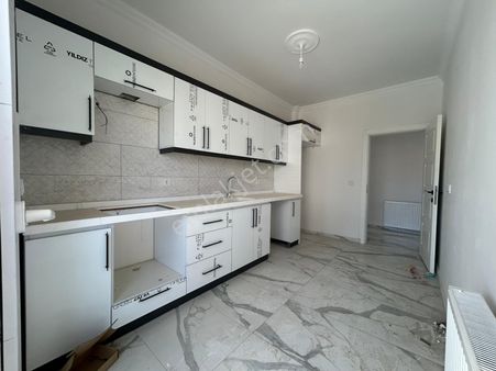 ▓ Yükselden Edremit'te Satılık Ayrı Mutfaklı Sıfır Lux Fırsat 3+1 Daire