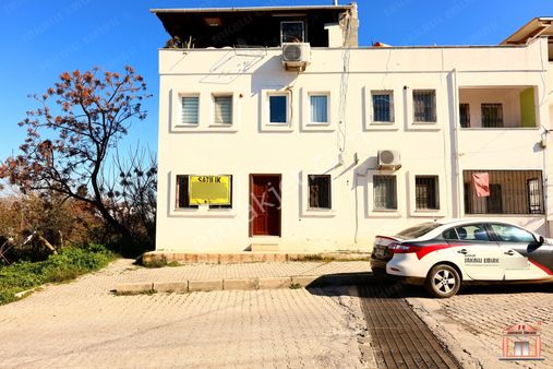 ️s-a-k-a-l-l-ı-dan Turgutreiste Merkezi Konumda Satılık Daire