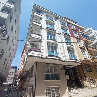 Bahçelievler Çobançeşme'de Full Eşyalı Kiralık Daire