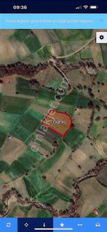 Köselli Köyünde Acil Satılık 4630 M2 Manzaralı Tarla