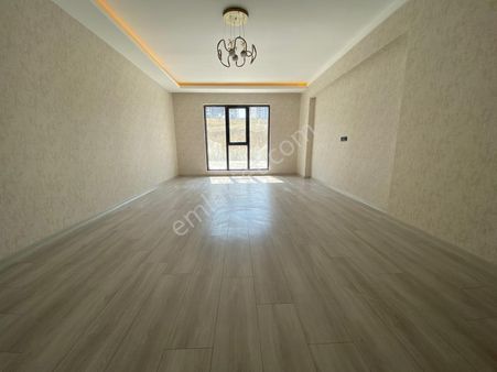 Yenimahalle Susuz'da Sıfır Ultra Lüks 7. Katta 4+1 Muazzam Daire