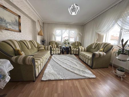 Çetin Emlak'tan Malazgirtte 3+1 3 Son Katta Geniş Balkonlu Daire