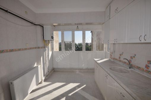 Söke Atatürk Mh. Kiralık 3+1 Daire